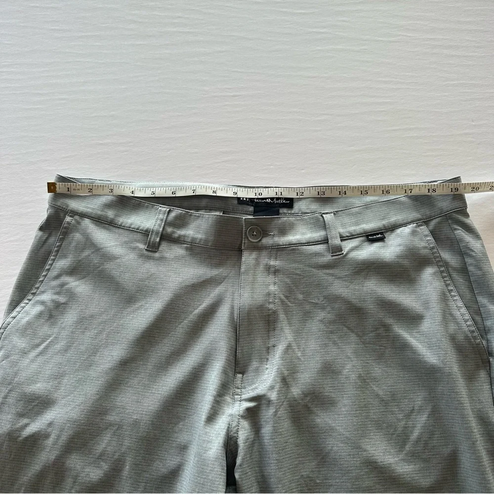 Travis Mathew Golf Shorts Gray Size 38